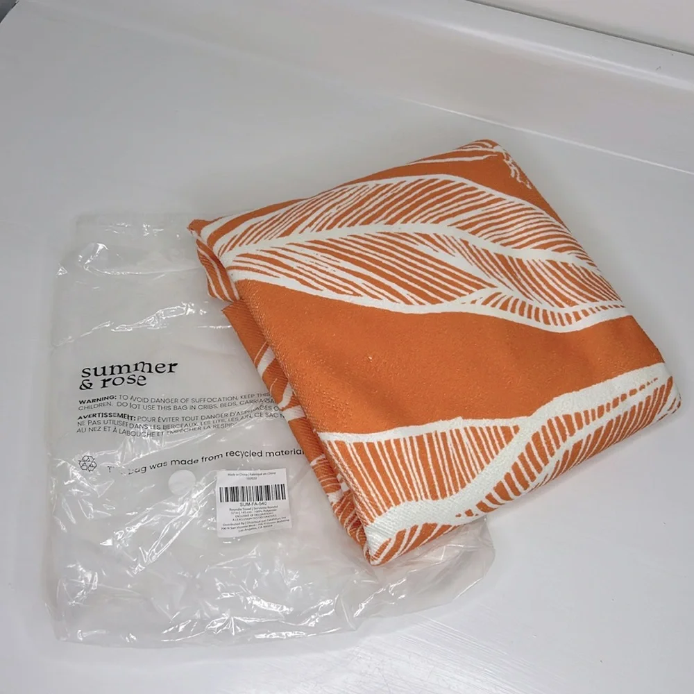 summer & rose 🏖️ Beach Roundie Round Orange Pool Towel Blanket Sarong Wrap NWT